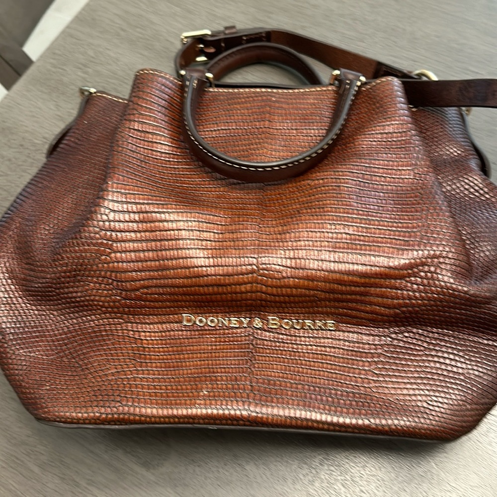 Dooney & Bourke purse